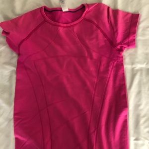 Pink ivivva swiftly tech